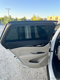 Opel Insignia Country tourer 2.0CDTi 125kW - 7