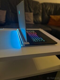 Predám herný notebook Alienware x17 R1 – i9 / RTX 3080 / 32G - 7