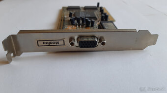 Starsie graficke karty AGP - Maxtor G200, S3 Trio - 7