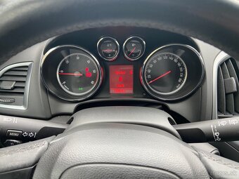 Opel astra J sports tourer - 7