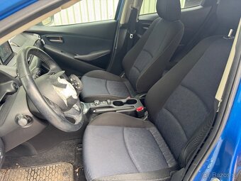 MAZDA 2 1,5 SKYACTIV 66KW,ROK 2015,NAJ 94TKM,NAVI,KLIMA,DOHO - 7