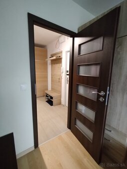 Flat for RENT - 3 BR - City Centre - 7