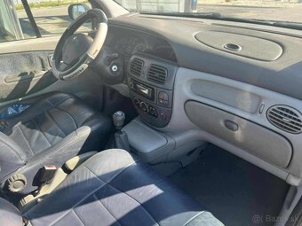 RENAULT SCENIC - 7