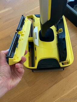 Čistič tvrdých podláh Kärcher FC 7 Cordless. - 7