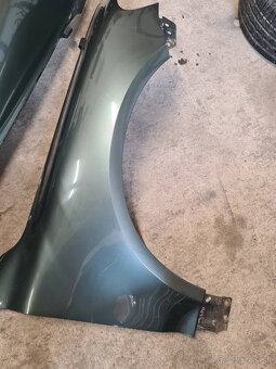 Blatník VW Touareg 7l - 7