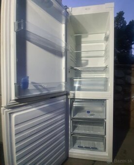 Whirlpool.... chladnička s mrazničkou dole - 7