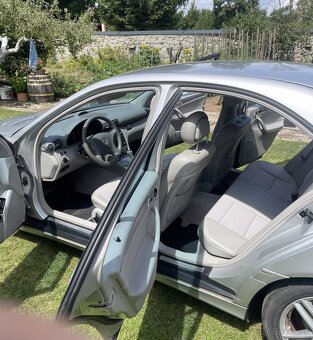 Mercedes Benz 220cdi Avantgarde/A-T - 7