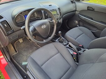 Hyundai i30 1.4 77kw rok2009 - 7