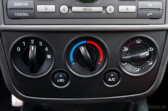 Ford Fiesta 2.0i ST - 7