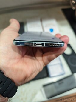 Honor magic 7 pro 12/512 - 7