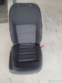 Škoda Octavia II sedačky - 7