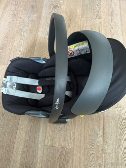 Cybex Cloud Z i-size Deep Black - 7