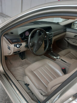 predám mercedes E220cdi - 7