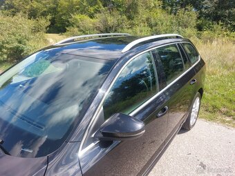 ŠKODA OCTAVIA COMBI STYLE 2.0TDI 135KW DSG 4X4 - 7