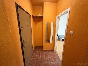 Rezervovaný - APEX reality 2i. s balkónom na Závalí HC 50 m2 - 7