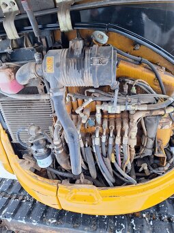 Minibager Caterpillar 303C - 7