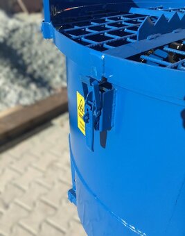 ELEKTRICKÁ MIEŠAČKA 600L - 7