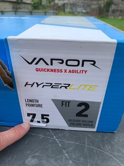 Korcule Bauer Hyperlite vel. 7,5 - 7