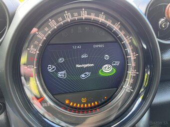 MINI Countryman Cooper S 1.6 140 kW Automat, 2015, - 7