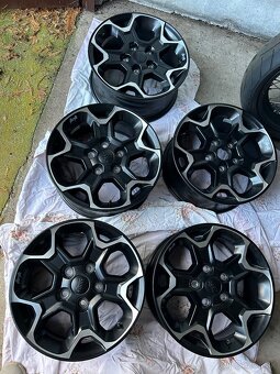 Jeep Wrangler Rubicon disky originální - 7