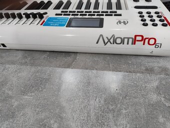 M audio axiom61 - 7