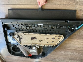 Výplne dverí  Passat B8 - 7