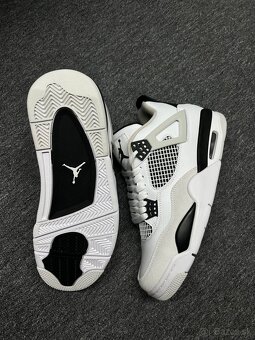 Nike Air Jordan 4 Retro "Military Black" - 7