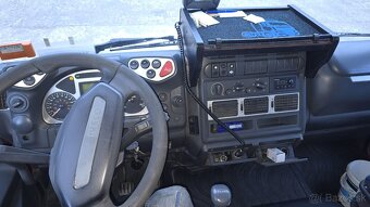 IVECO EUROCARGO 12t 120E24 - 7
