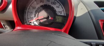 Peugeot 107 1.0 - 7