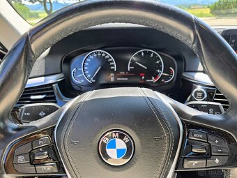 BMW Rad 5 Touring 2018 xDrive G31 Kamera Navi Led Ťažné - 7