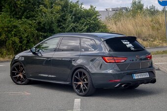 Seat Leon ST CUPRA R 2.0 TSI CARBON EDITION 4x4 - 7