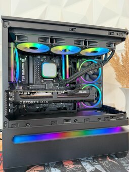 Ryzen 9 7900x, RTX 5070 Ti 16GB, 32GB RAM, 2TB SSD, 1200W - 7