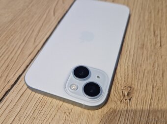 Apple iphone 15 128gb biely - 7