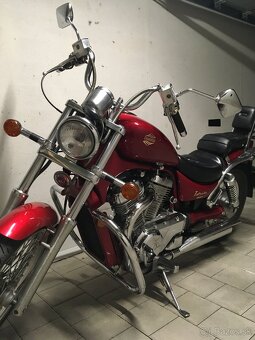 Suzuki Intruder VS 800 GL - 7