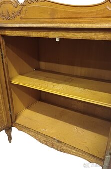 Starožitný nabytok - 7