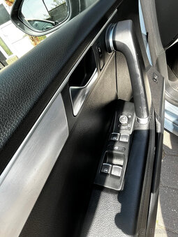Volkswagen Passat B7 Highline Variant - 7