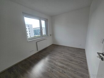 Prenájom 3-izbový byt Nuppu, Ružinovom Prenájom - 7