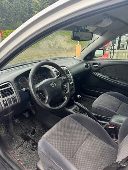 Toyota Avensis 2.0 D-4 - 7