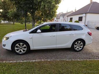 Opel Astra ST 1.7 CDTI ECOTEC Cosmo 2012 XENON+NAVI - 7