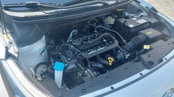 Hyundai i20 1.2i COOL 2019 - 7