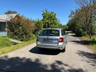 Škoda Octavia Combi 1.6 TDI Elegance - 7