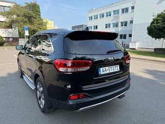 KIA Sorento 2.2 CRDi 4WD Platinum A/T - 7