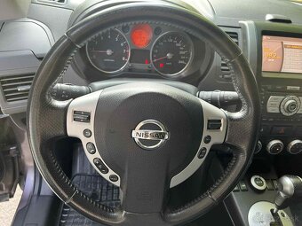 Nissan X-Trail 2.5 - 7