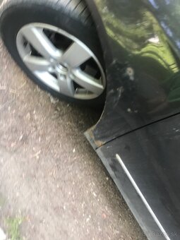Passat b6 2.0tdi 125kw manuál - 7