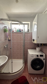 3‑izbový byt (85 m²) s garážou a loggiou v obci Hrádok - 7
