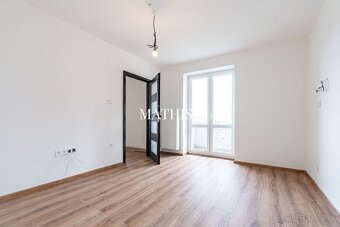 NA PREDAJ kompletne zrekonštuovaný 2 izbový byt na ul. Dukel - 7