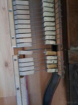 Klavír - krídlo - 7