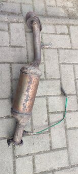 Predám katalizator na Renault Thalia 1.2benzin 55kw rok 2011 - 7