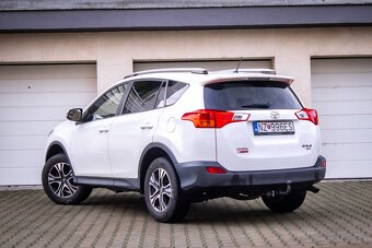 Toyota RAV4 2.0 111kw MT/6 4x4 2013 / Kúpené na Slovensku - 7