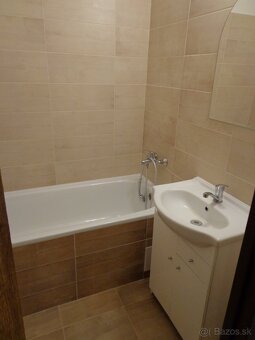 Prenájom 1 izbového bytu - Bratislava - Petržalka - 7